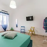 Villalbe מלון דירות 4*