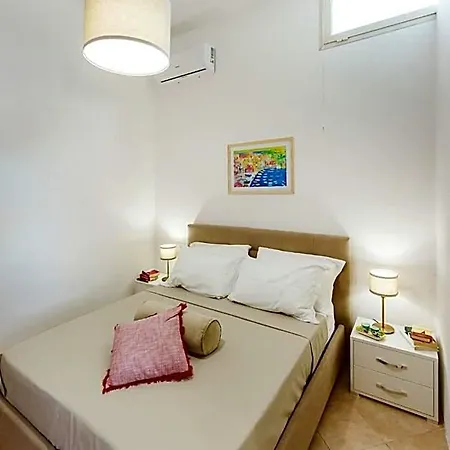 Villalbe Apartahotel